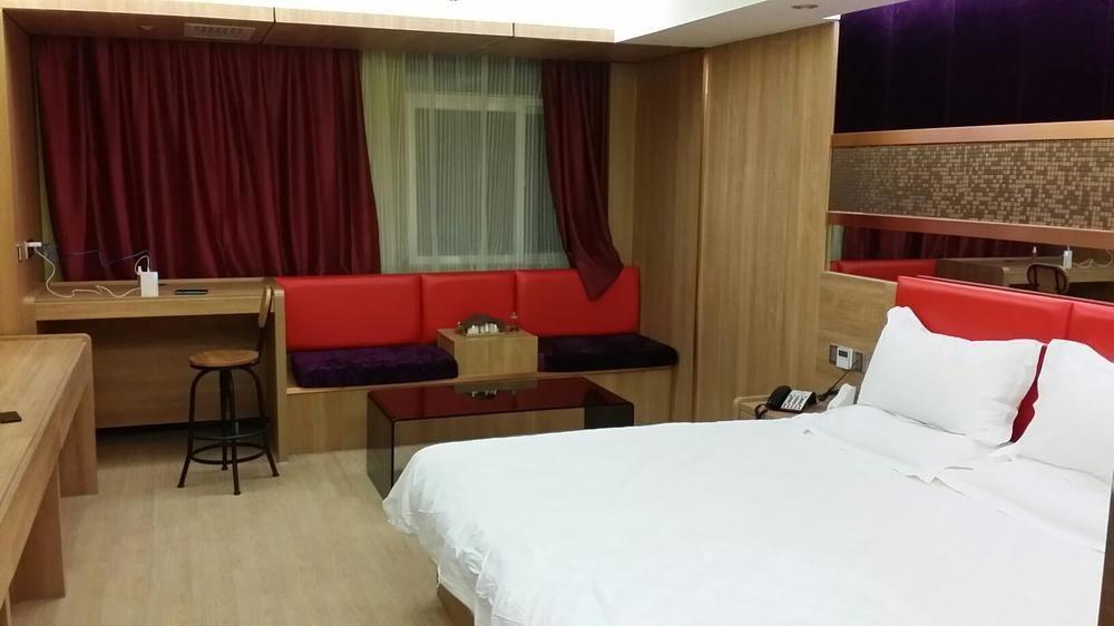 Mango Hotel Xi'An Xiaoyanta Zewnętrze zdjęcie